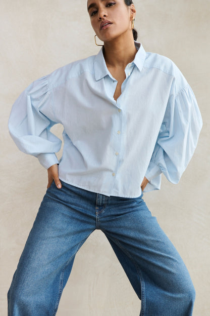 SARAH SHORT CHAMBRAY BLOUSE